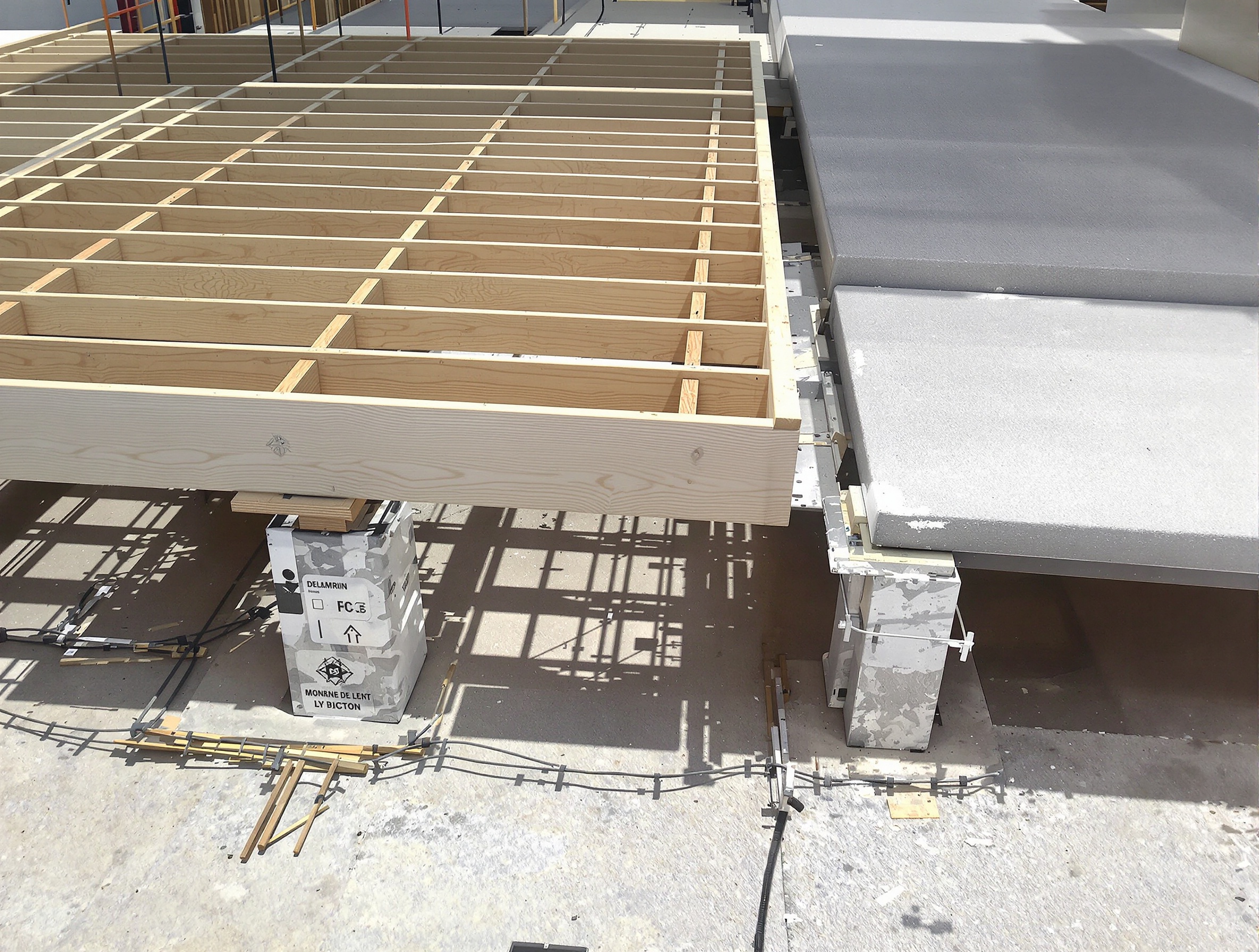 Double structure terrasse mixte plots réglables